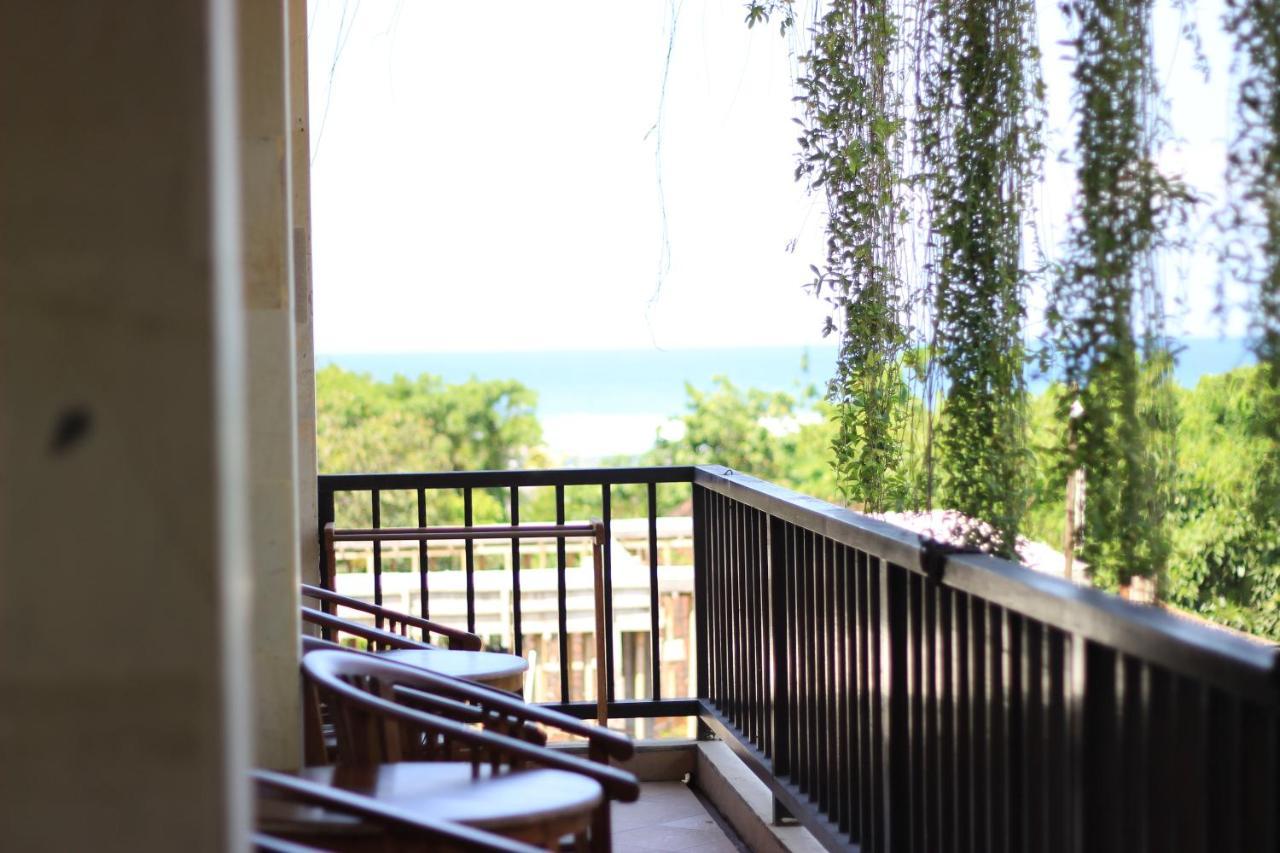 Diwangkara Beach Hotel & Resort Sanur Exterior foto